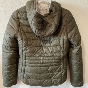 Down jacket with fur